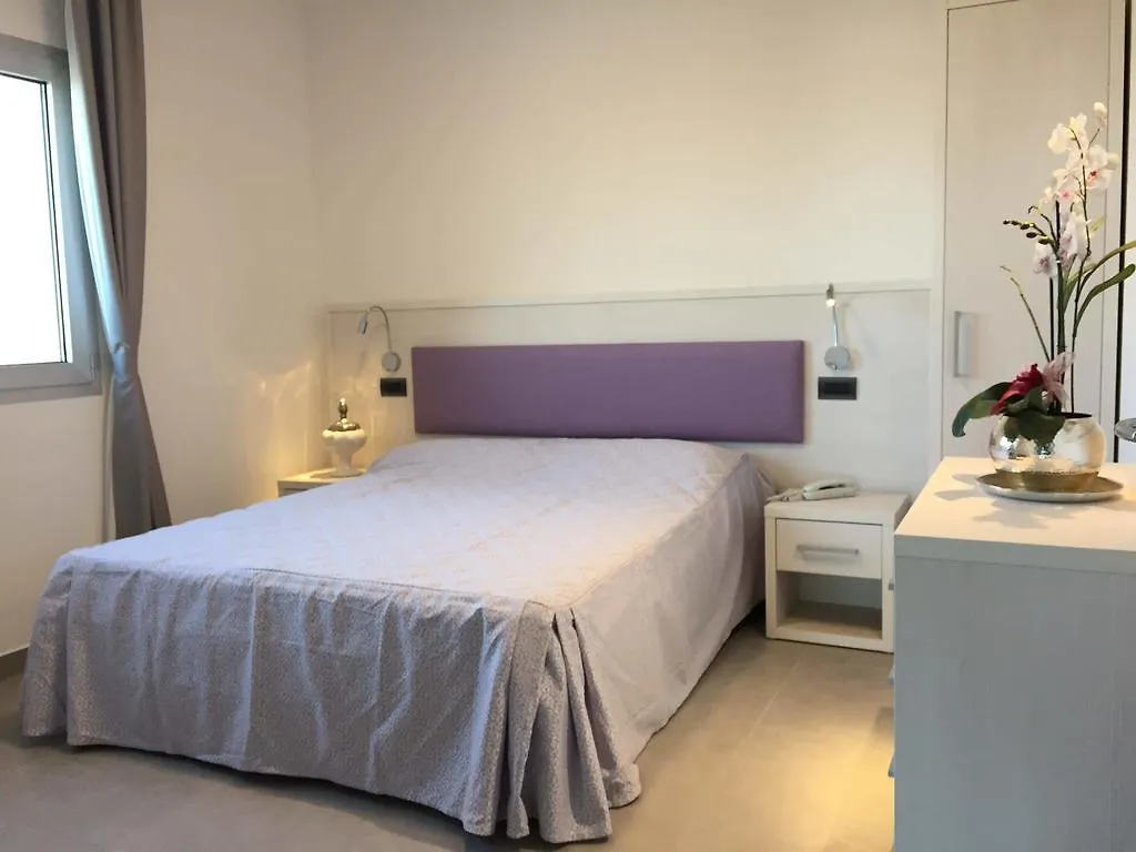 Residence Hotel Albachiara Rimini Hotel apartamentowy